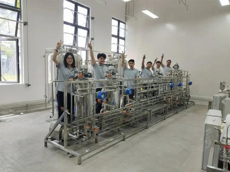 龍新凈水【特別資訊】奮戰(zhàn)一線，四月美凈水人！